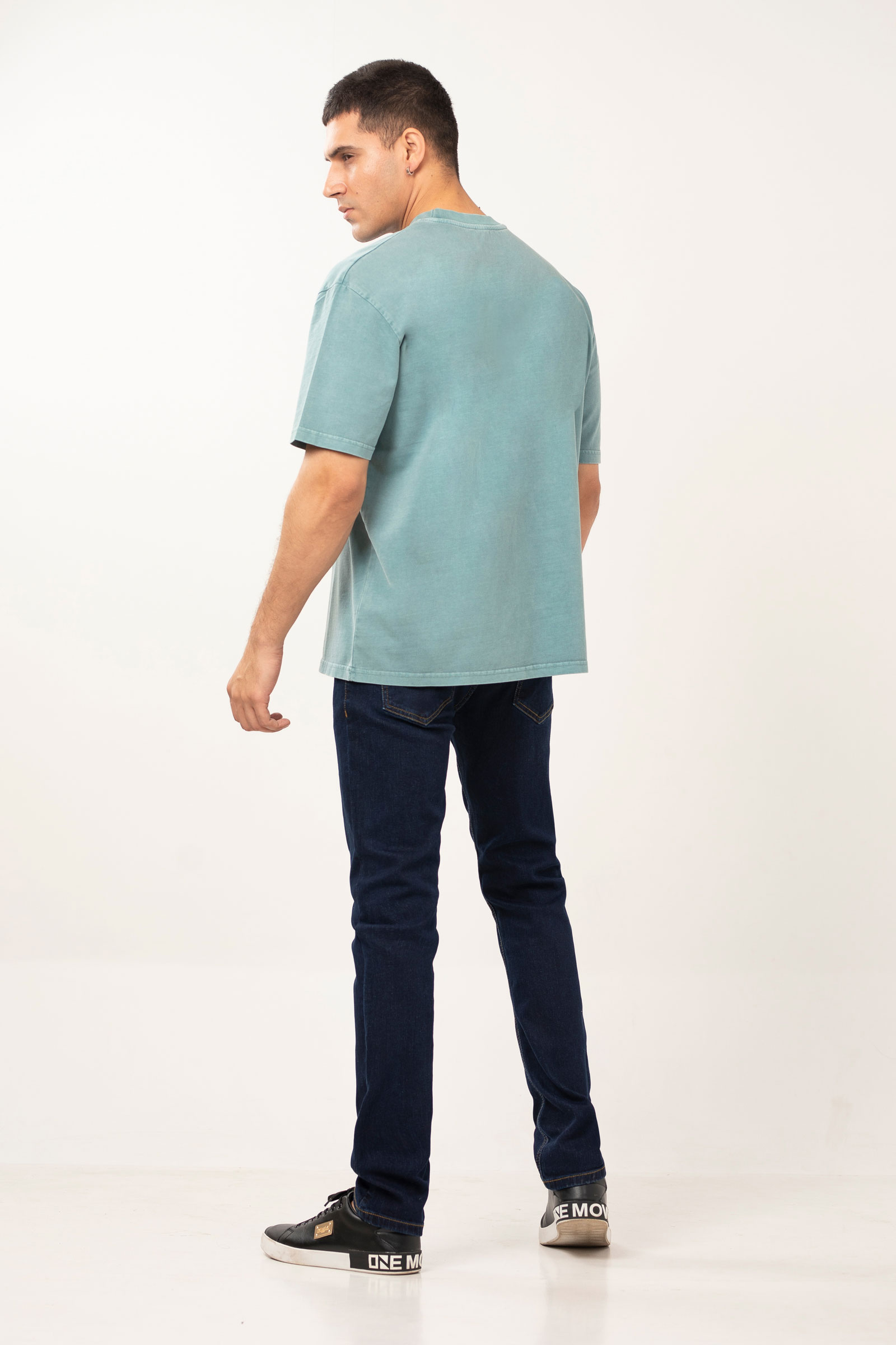 Solid Oil Washed Tee | Coral Gray