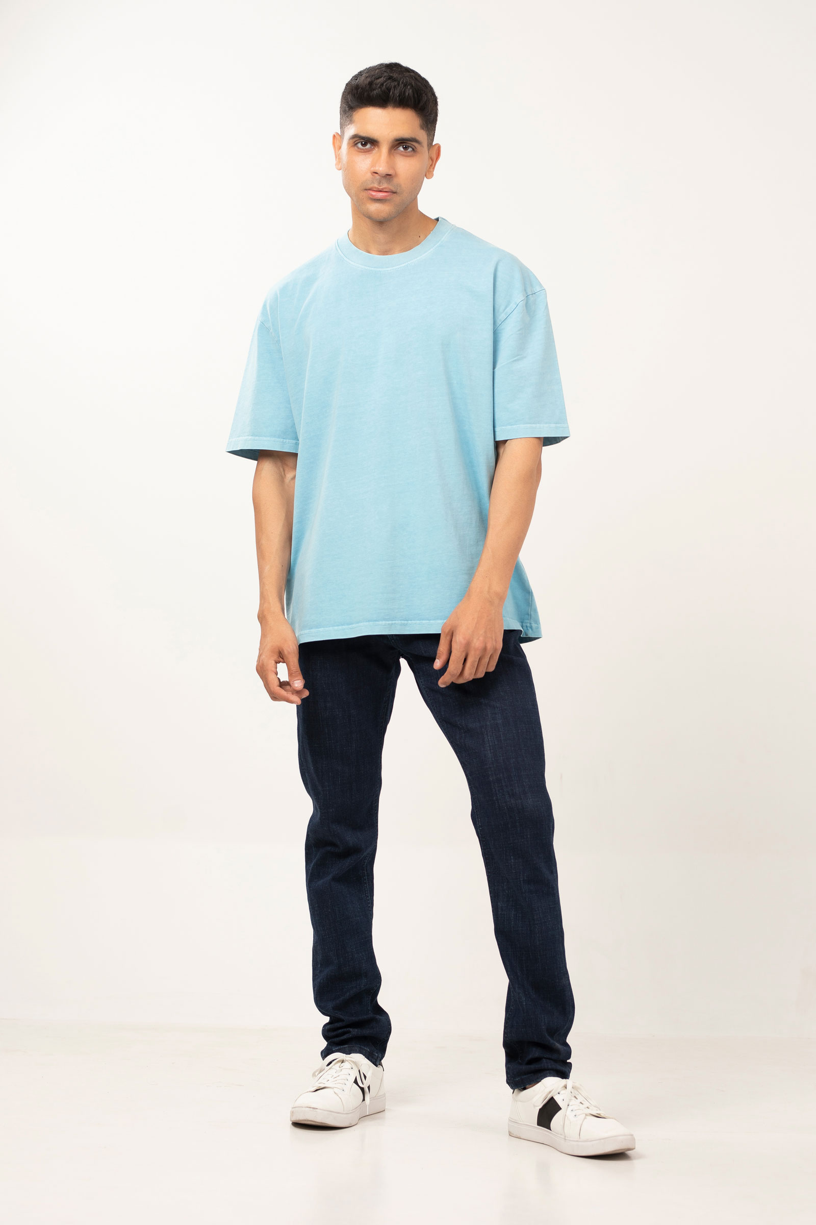Solid Oil Washed Tee | Blue