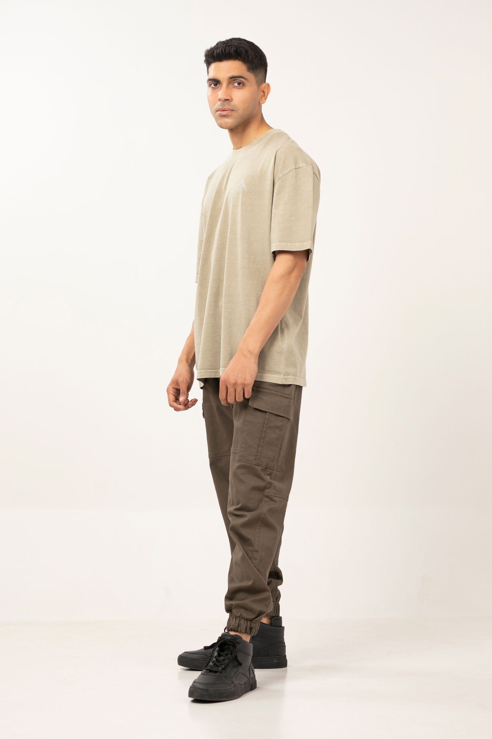 Oil Washed Tee | Olive